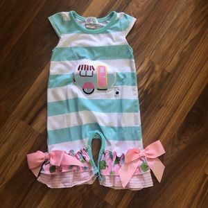 Pretty baby Romper with bows